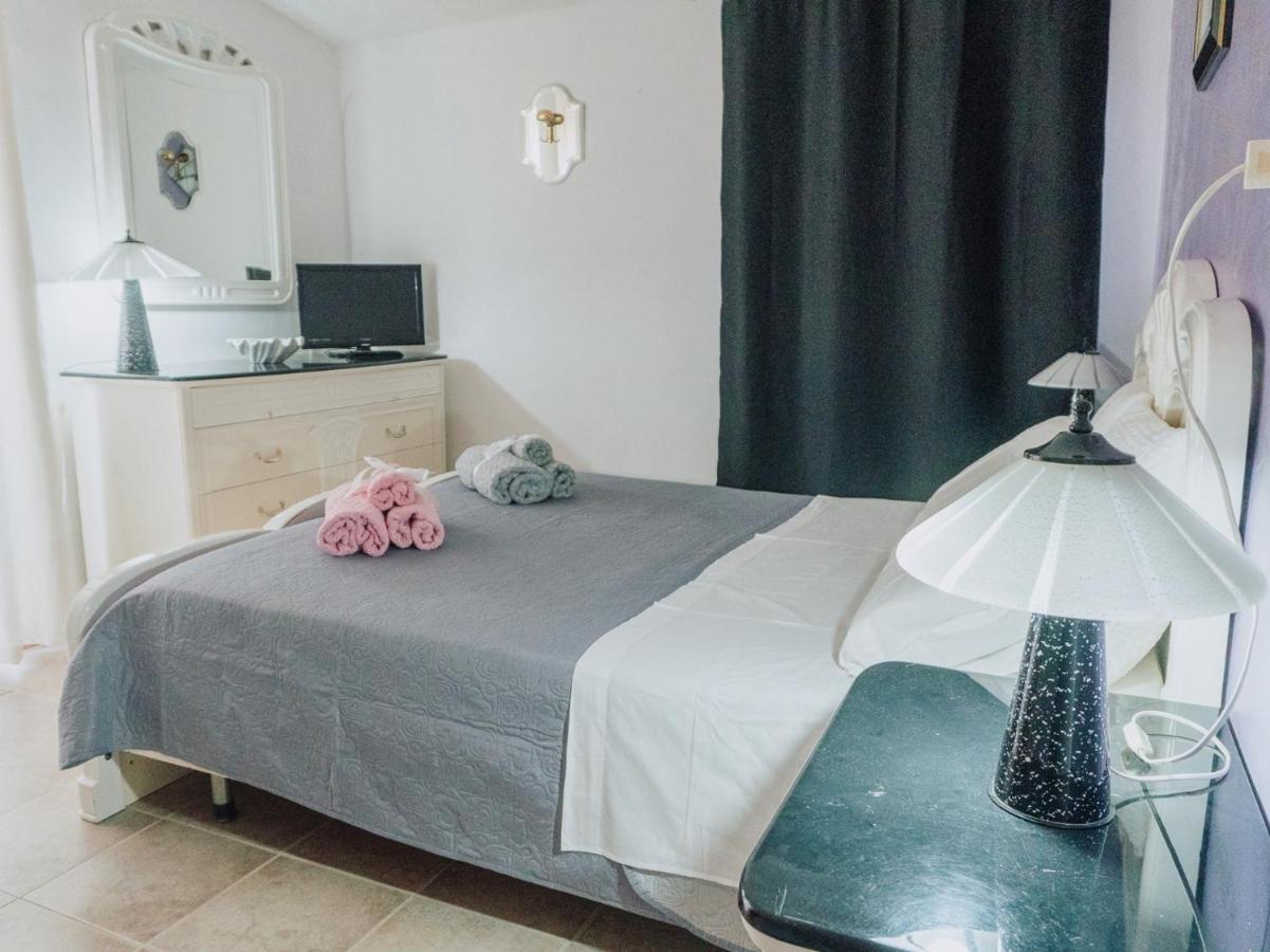 Casa Vacanze Montereale Реалмонте Екстериор снимка